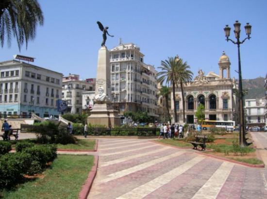 PLACE D'ARMES - PARADE GROUND